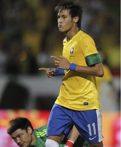  弗赖堡惨负弱旅跌至副班长  